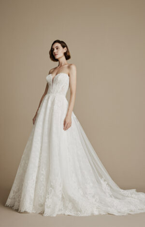 La Premiere - Corinne